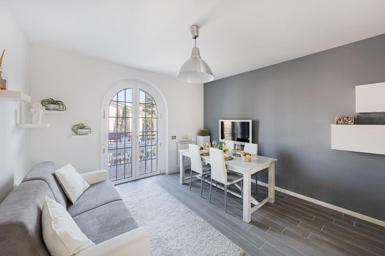 Appartamento Mazzini P1-25 By Wonderful Italy Sirmione Exterior foto