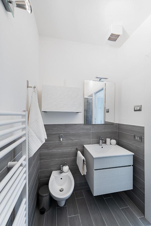 Appartamento Mazzini P1-25 By Wonderful Italy Sirmione Exterior foto